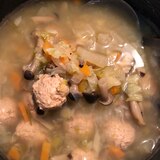 ヒガシマルのうどんスープで作る、具沢山野菜スープ